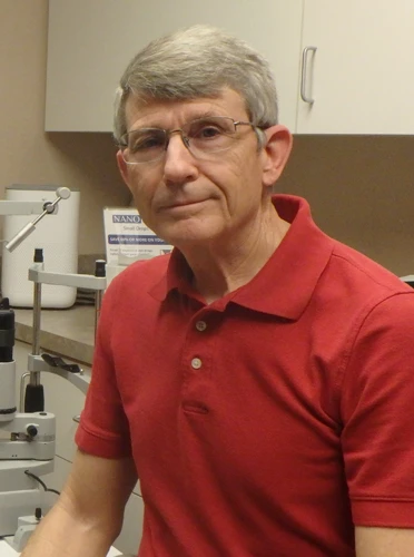 Optometrist Lawrence KS Curtis R. Anderson Optometrist Lawrence KS Curtis R. Anderson